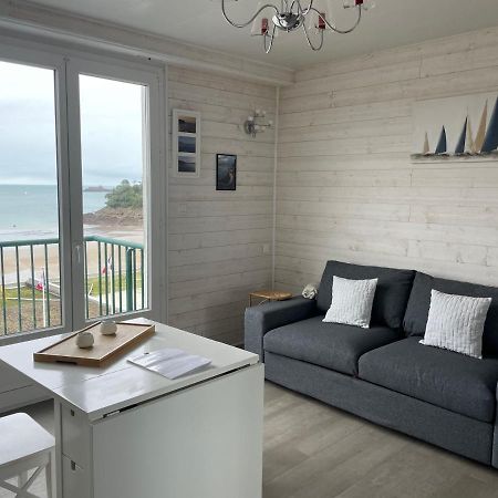 דינאר Studio Centre Belle Vue Mer מראה חיצוני תמונה