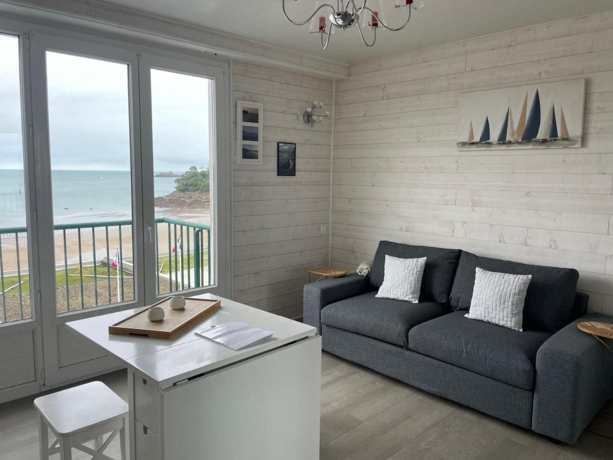 דינאר Studio Centre Belle Vue Mer מראה חיצוני תמונה